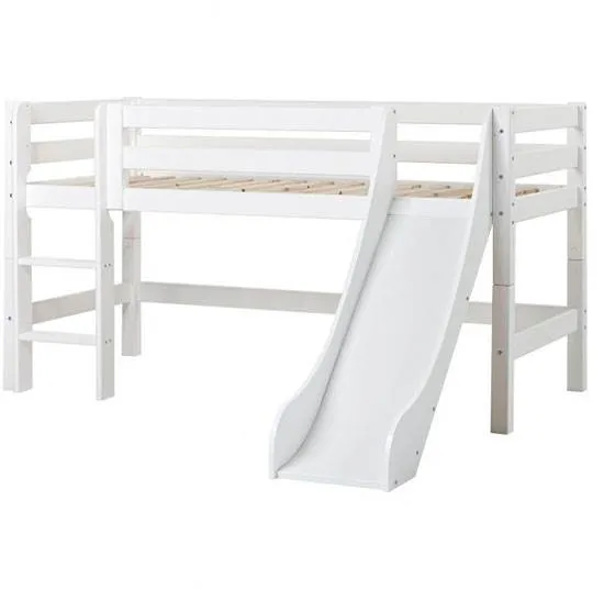 Hoppekids ECO Luxury halvhøy seng med sklie og stige - 120x1200